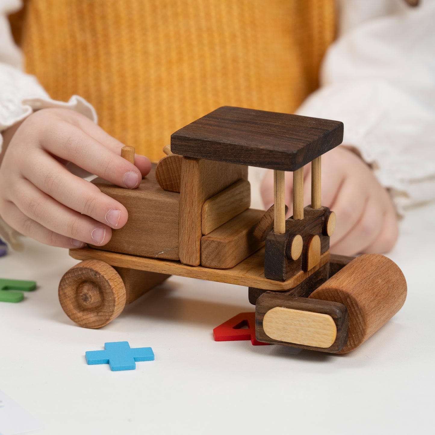 Wooden Asphalt Paver Machine Toy